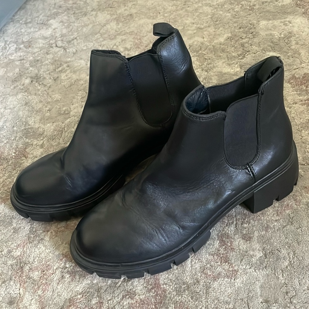 STEVE MADDEN Howler Chelsea Boot - black